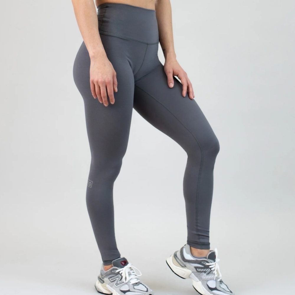 FLEO El Toro Legging 28" - High Rise Size Small - Picture 3 of 5